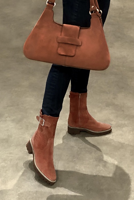 French elegance and refinement for these terracotta orange dress booties, with buckles on the sides, 
                available in many subtle leather and colour combinations. This high boot with its lateral zip will allow you to put a pair of jeans inside.
Its comfortable sole will make you spend the winter in comfort.  
                Matching clutches for parties, ceremonies and weddings.   
                You can customize these buckle ankle boots to perfectly match your tastes or needs, and have a unique model.  
                Choice of leathers, colours, knots and heels. 
                Wide range of materials and shades carefully chosen.  
                Rich collection of flat, low, mid and high heels.  
                Small and large shoe sizes - Florence KOOIJMAN